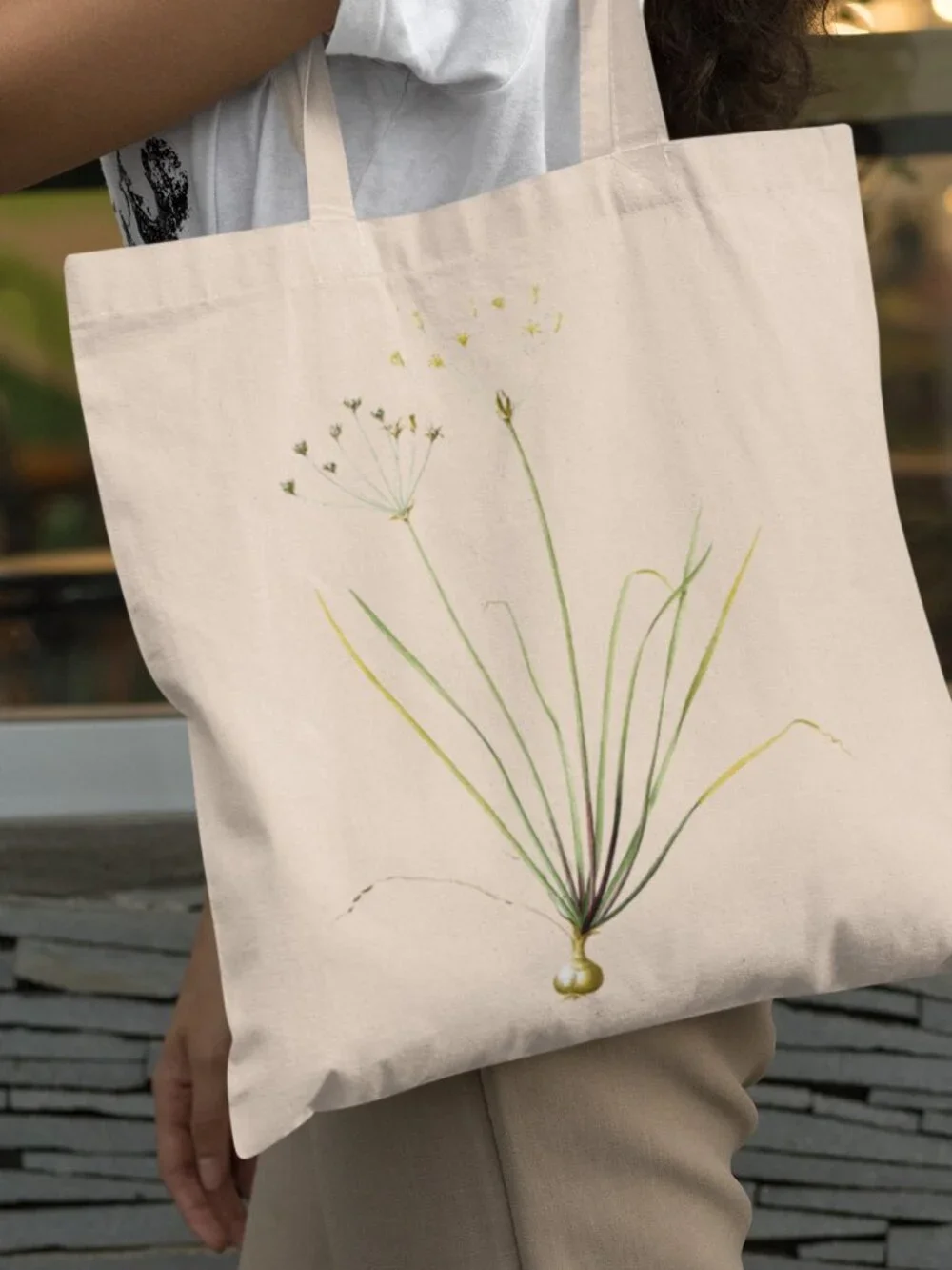 Striped Garlic Vintage Floral Print Graphic Canvas Tote Bag
